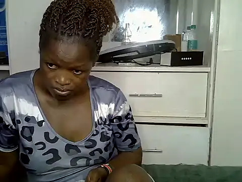 Pinky lina1 online show from 4, 6, 2026