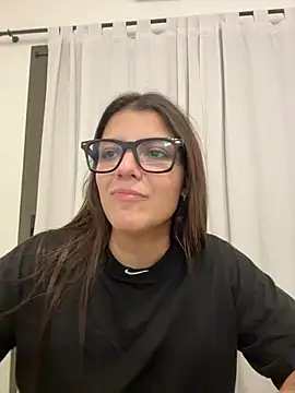 lilylovelesss online show from 14, 6, 2026