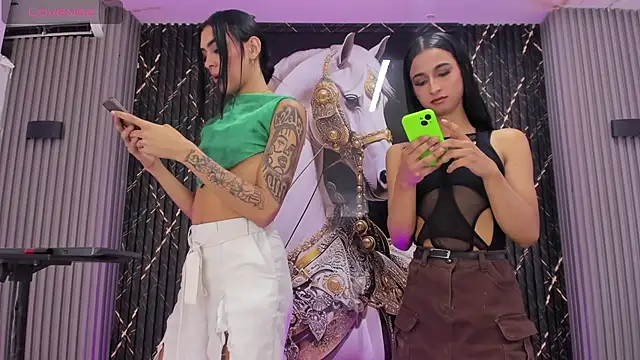 Violeta Alvarez online show from 4, 6, 2026