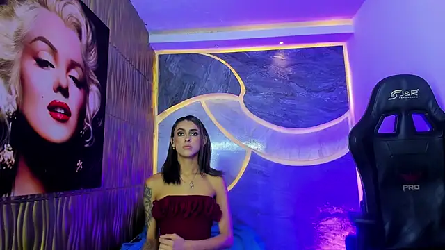 Violeta Alvarez online show from 25, 5, 2026