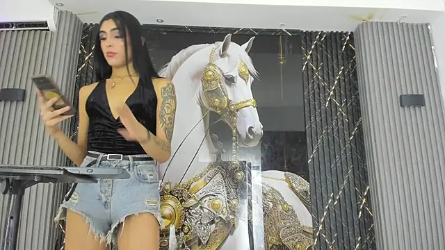 Violeta Alvarez online show from 3, 6, 2026