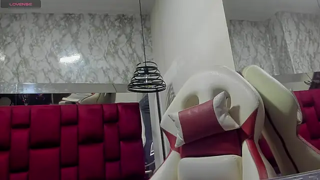 Queen Nyxx online show from 20, 6, 2026