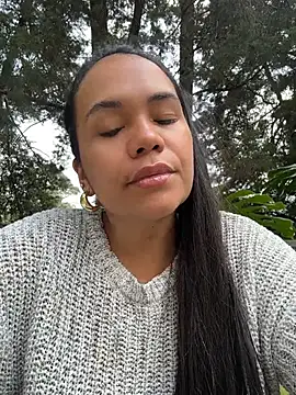 NoahJade online show from 18, 7, 2026