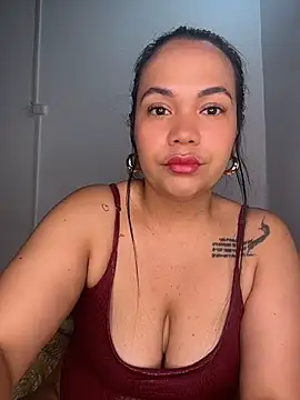 NoahJade online show from 25, 7, 2026