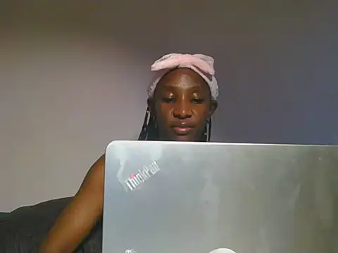 Hornycammy23 online show from 25, 6, 2026