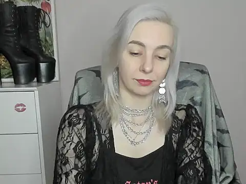 velvetanne online show from 24, 6, 2026