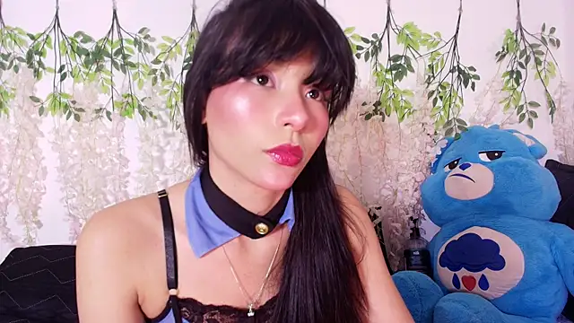 nathalya summer  online show from 3, 7, 2026
