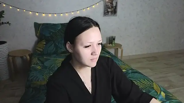 Tori cute online show from 22, 6, 2026