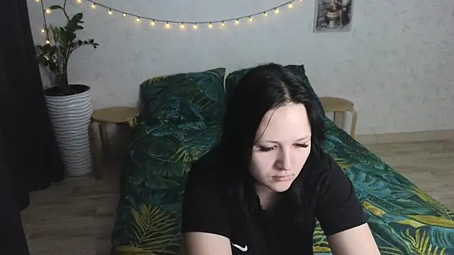 Tori cute online show from 21, 6, 2026
