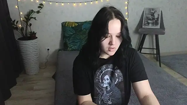 Tori cute online show from 29, 5, 2026