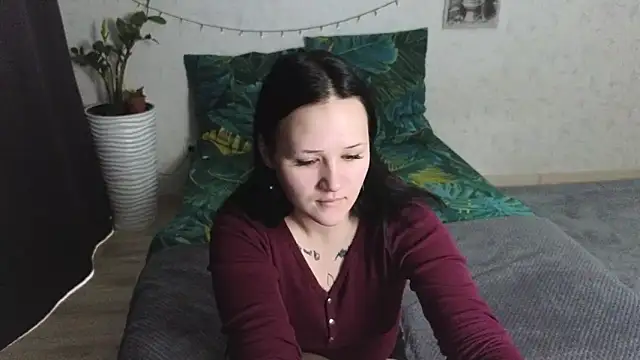 Tori cute online show from 16, 6, 2026