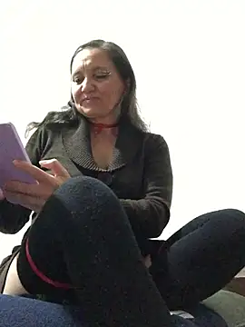 Alexa montiel online show from 12, 6, 2026