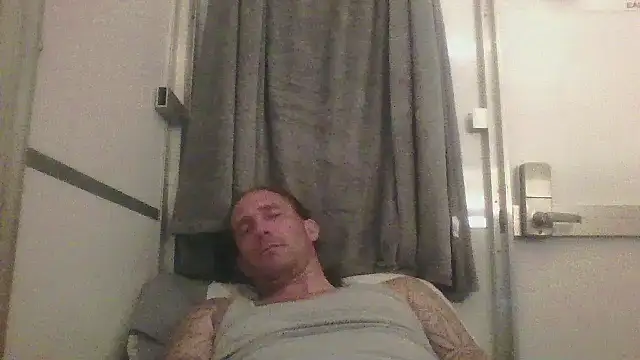 brazybooty92 online show from 13, 6, 2026