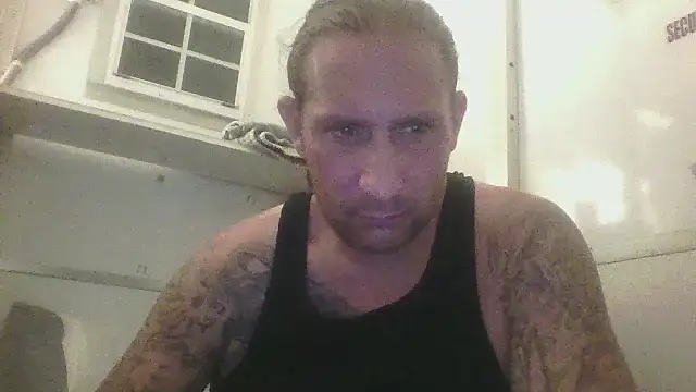 brazybooty92 online show from 17, 6, 2026
