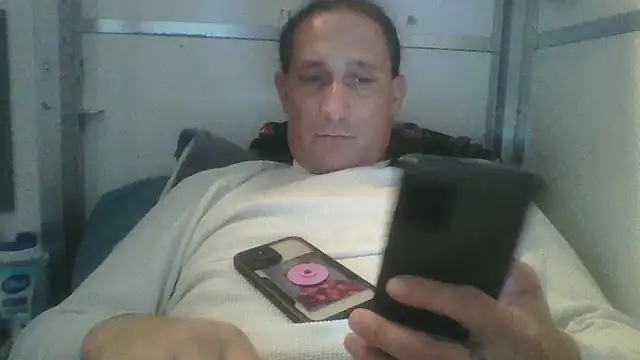 brazybooty92 online show from 8, 6, 2026