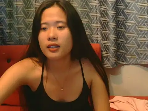 Snapshot of petiteasian_pinaygirl chatting on 2, 6, 2026 petiteasian pinaygirl online show from 2, 6, 2026