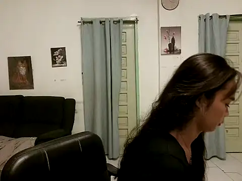 Angela010305 online show from 16, 7, 2026