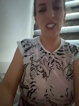Snapshot of Hot-Milf4U chatting on 21, 6, 2026 Hot-Milf4U online show from 21, 6, 2026