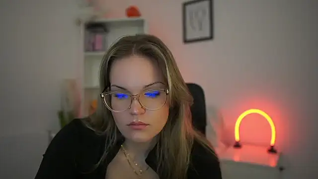 NinaViety online show from 21, 5, 2026