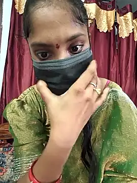 Snapshot of reshma124 chatting on 17, 6, 2026 reshma124 online show from 17, 6, 2026