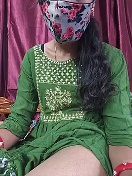 Snapshot of reshma124 chatting on 5, 7, 2026 reshma124 online show from 5, 7, 2026