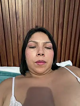 ISABELLA  LUNA online show from 30, 6, 2026