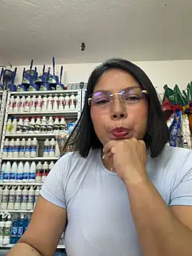 ISABELLA  LUNA online show from 17, 6, 2026