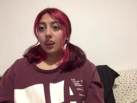 Emma Cut online show from 3, 6, 2026