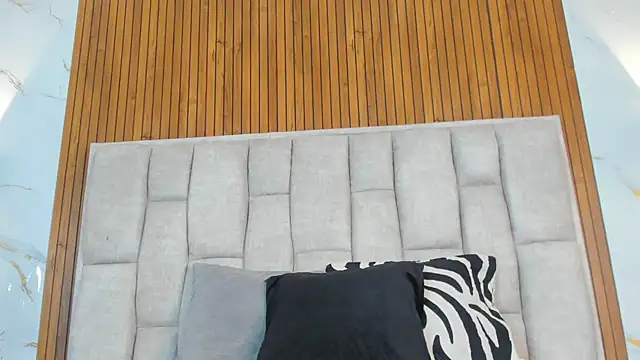 Ivy grayy  online show from 2, 7, 2026