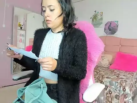 ivyyemerald  online show from 26, 5, 2026