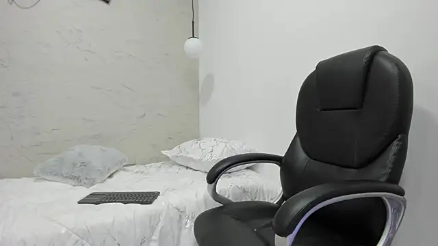 HannahMillers online show from 14, 6, 2026