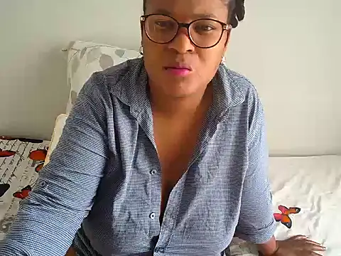 CandyYumsAerolaXX online show from 1, 6, 2026
