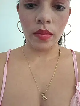 Estrella em online show from 13, 7, 2026
