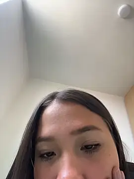 Snapshot of bellaroch chatting on 4, 6, 2026 bellaroch online show from 4, 6, 2026