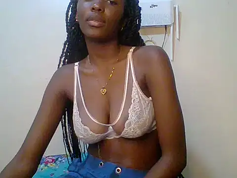 Snapshot of Shania_loveer chatting on 3, 6, 2026 Shania loveer online show from 3, 6, 2026