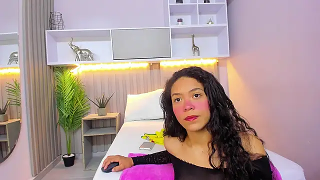 pinktaylor  online show from 12, 6, 2026