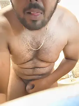 Snapshot of Sexyboyforyou33 chatting on 4, 7, 2026 Sexyboyforyou33 online show from 4, 7, 2026