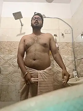 Snapshot of Sexyboyforyou33 chatting on 6, 7, 2026 Sexyboyforyou33 online show from 6, 7, 2026