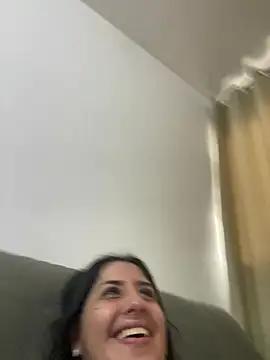 Snapshot of mileninhasexy chatting on 21, 5, 2026 mileninhasexy online show from 21, 5, 2026