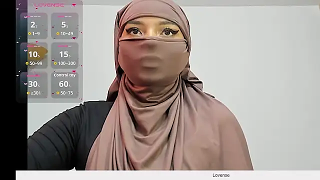 Snapshot of Samira_1 chatting on 25, 5, 2026 Samira 1 online show from 25, 5, 2026