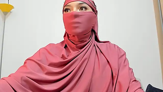 Snapshot of Samira_1 chatting on 11, 6, 2026 Samira 1 online show from 11, 6, 2026