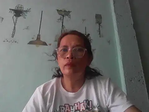 momshe2026 online show from 30, 5, 2026