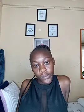 Snapshot of Paulahaze chatting on 20, 5, 2026 Paulahaze online show from 20, 5, 2026