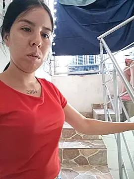 HOTANDSKINNY online show from 15, 6, 2026