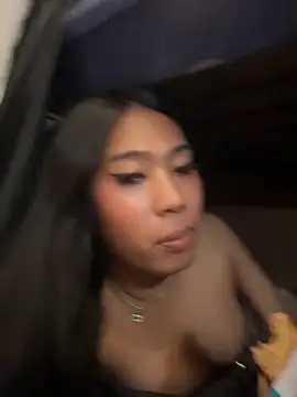 hugecock tamira online show from 30, 6, 2026