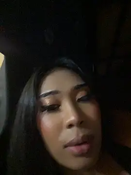hugecock tamira online show from 20, 6, 2026