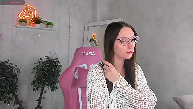Alexa Carte online show from 22, 6, 2026