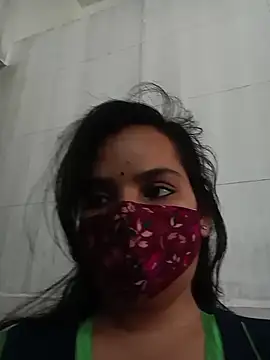Snapshot of shalini_gupta05 chatting on 26, 5, 2026 shalini gupta05 online show from 26, 5, 2026