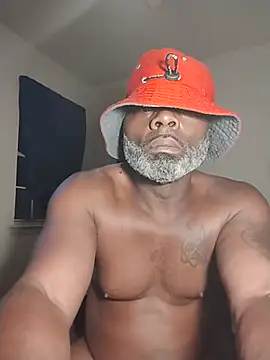 Tremainebigg online show from 14, 7, 2026