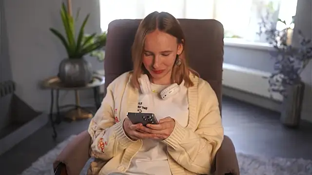 HelaineLube online show from 30, 5, 2026